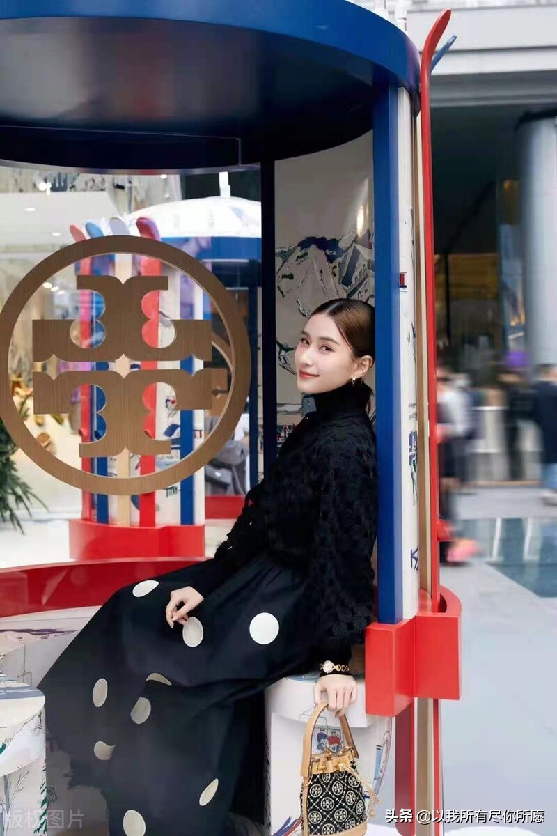 富家千金何超莲