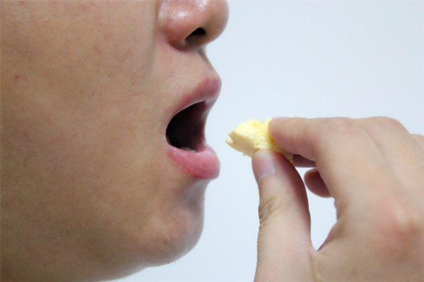 一生要吃9吨食物，谁先吃完，谁先走？吃得少活得久，是真的吗？