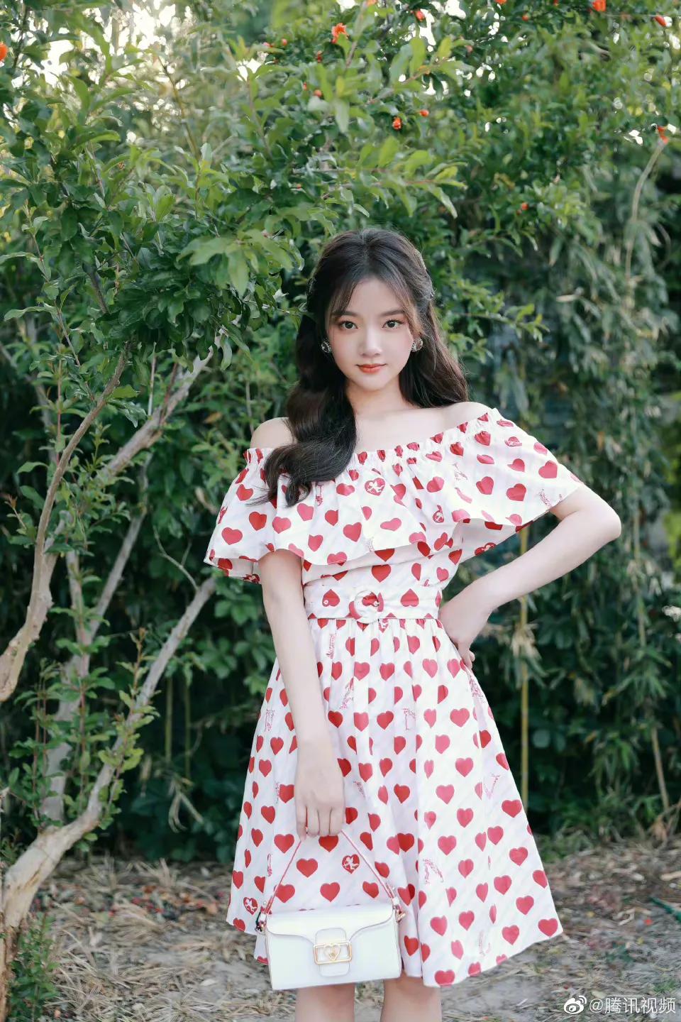 6.7图:刘亦菲 杨幂 周也 任敏 迪丽热巴 陈飞宇 韩庚 杨蓉 檀健次
任嘉伦