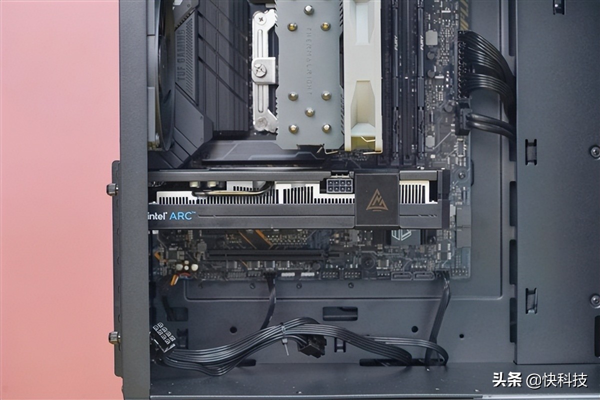 入门级独显新选择！蓝戟Intel Arc A380 Photon显卡图赏