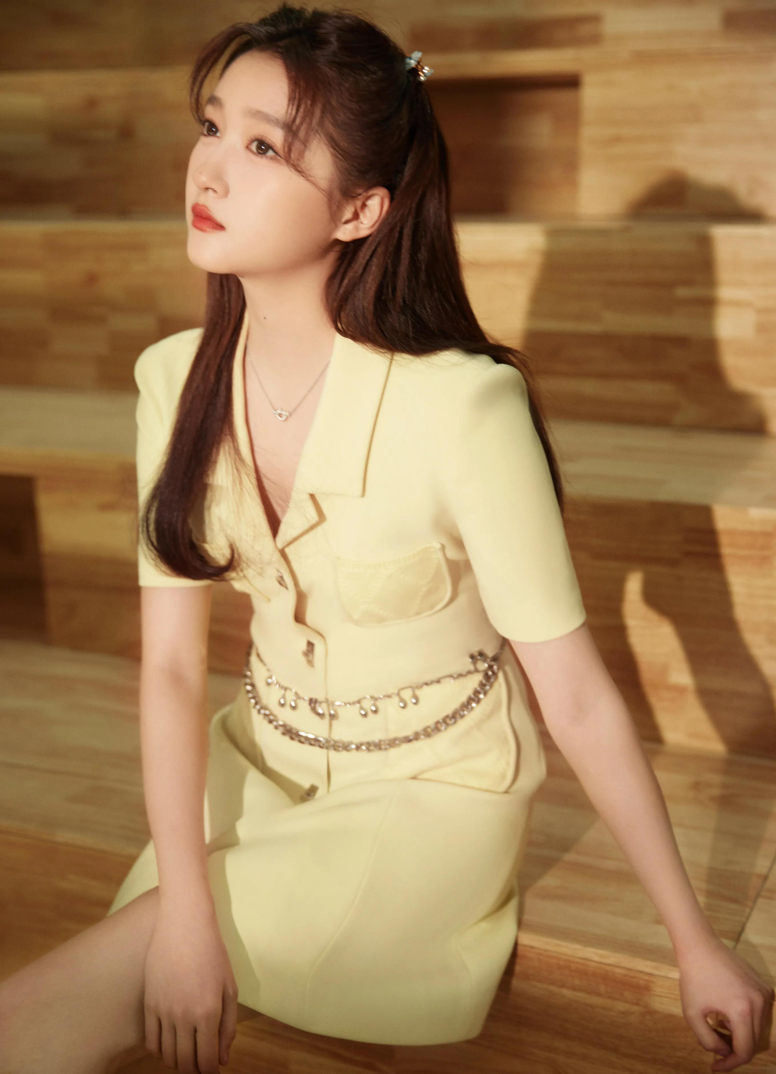 “国民闺女”关晓彤、杨紫，你更喜欢谁，超级大片合集欣赏