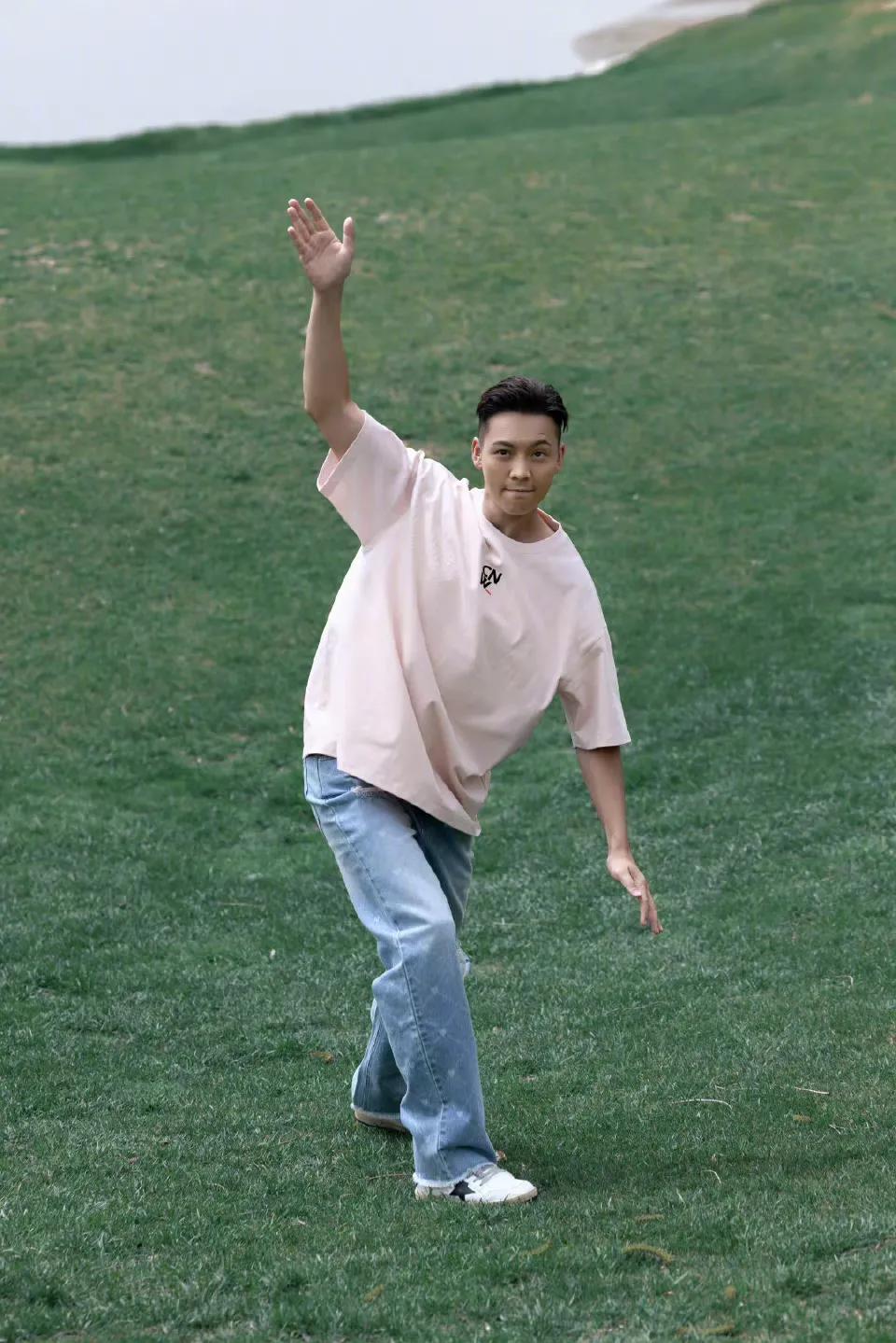 6.7图:刘亦菲 杨幂 周也 任敏 迪丽热巴 陈飞宇 韩庚 杨蓉 檀健次
任嘉伦