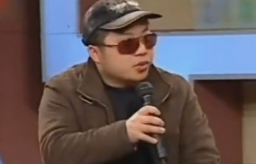 04年，成都男子携妻遭车祸致妻子2级伤残，6年向法院提出8次离婚