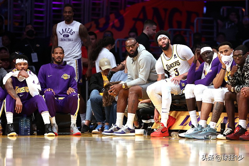 最近nba有哪些球员(5人离开，8人留队！湖人争冠阵容更新，詹姆斯希望引进前锋)