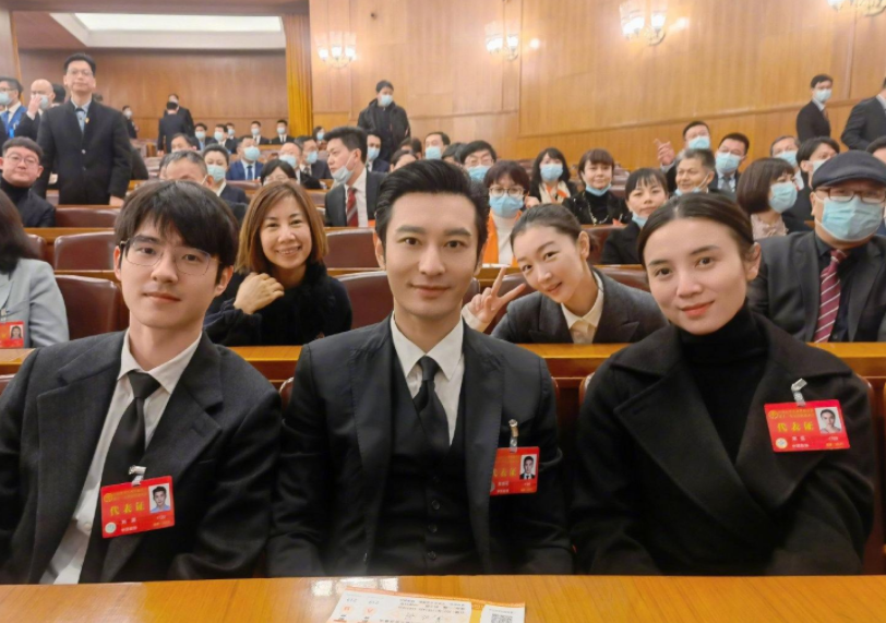 关晓彤考编上岸，小鹿却3次落榜，“星圏学霸”果然不是浪得虚名