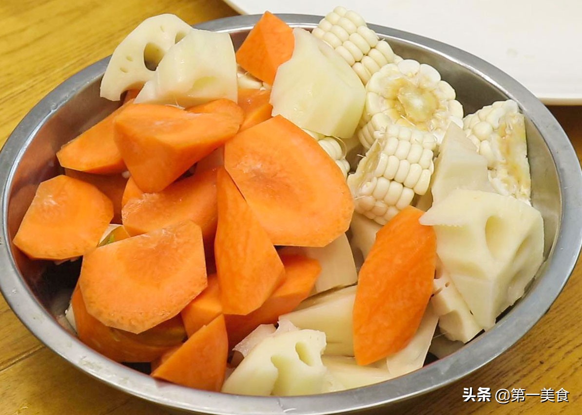 排骨湯,排骨湯怎么燉最好喝