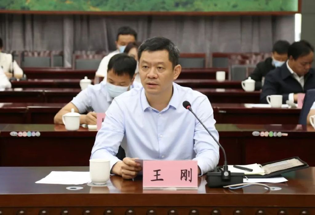和良辉到澜沧县调研景迈山申遗工作时强调：再部署 再要求 再完善 再提升 确保景迈山申遗一定取得成功