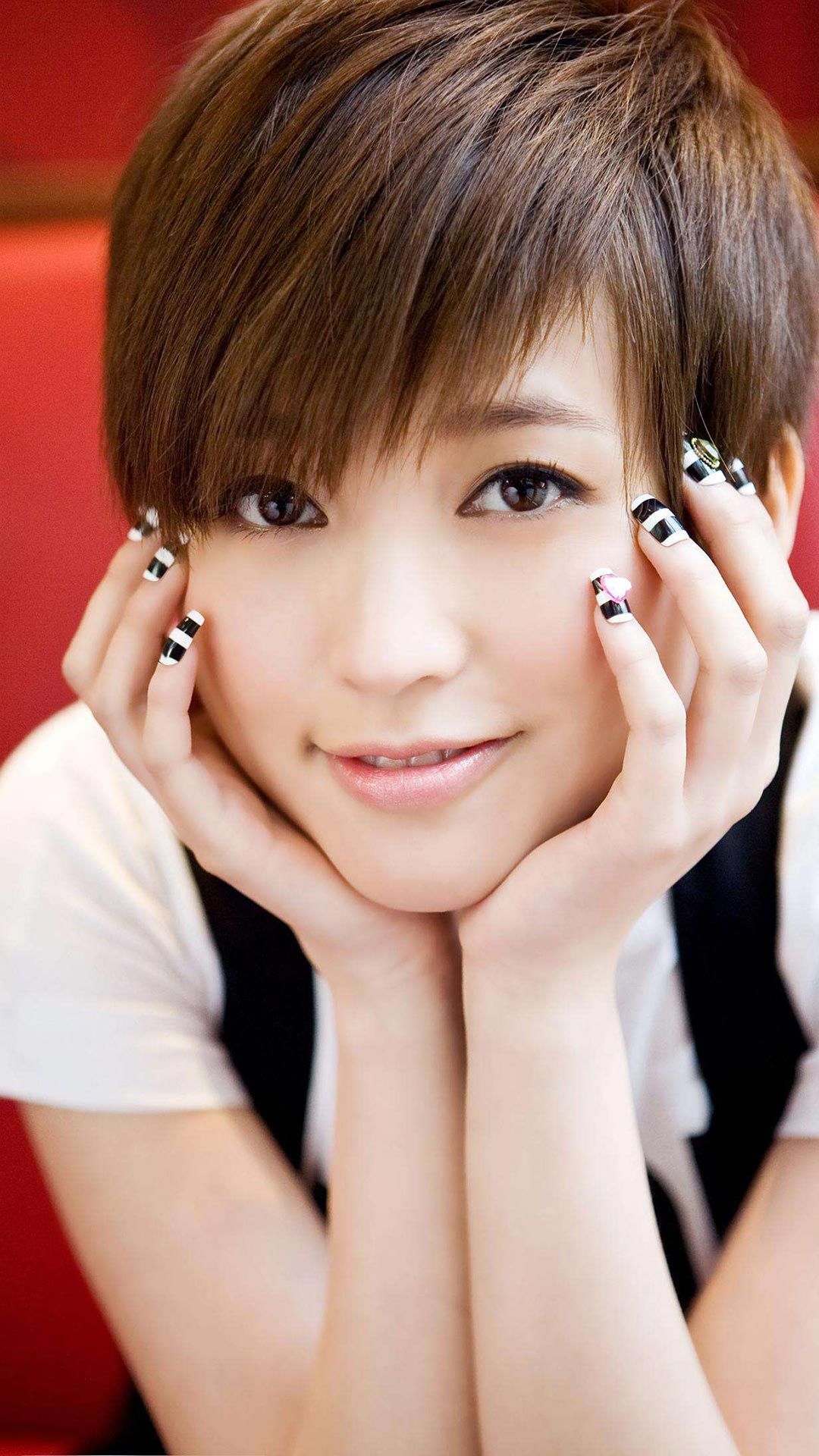 金莎，甜美可爱型女星