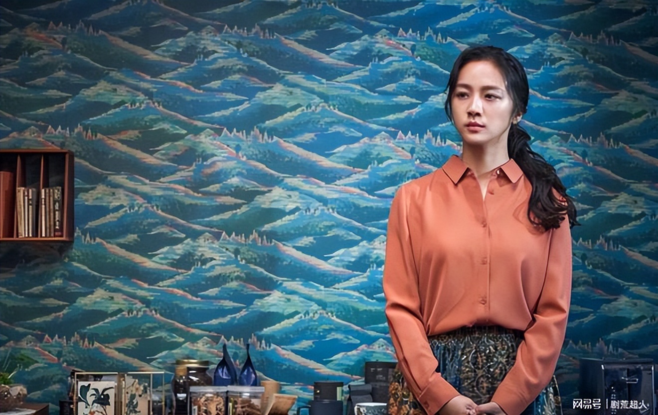 比《地久天长》还惨，海清入围柏林电影节的文艺片票房仅200多万