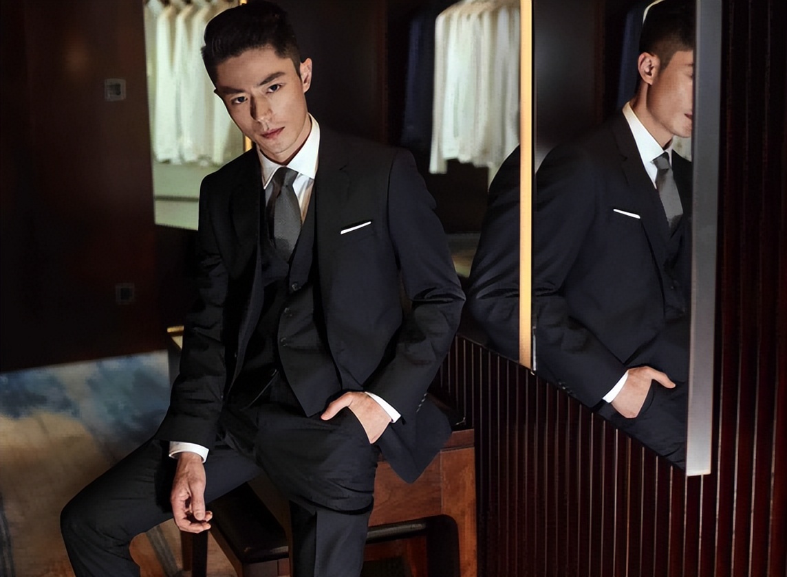 “气质不行”别穿长衫！这12位民国贵公子，完美诠释什么叫儒雅