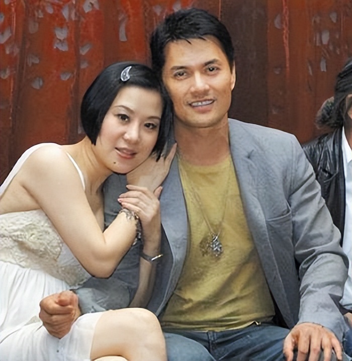 《上海滩》42年过去，演员差距大，男二66像36岁，2位老戏骨离世