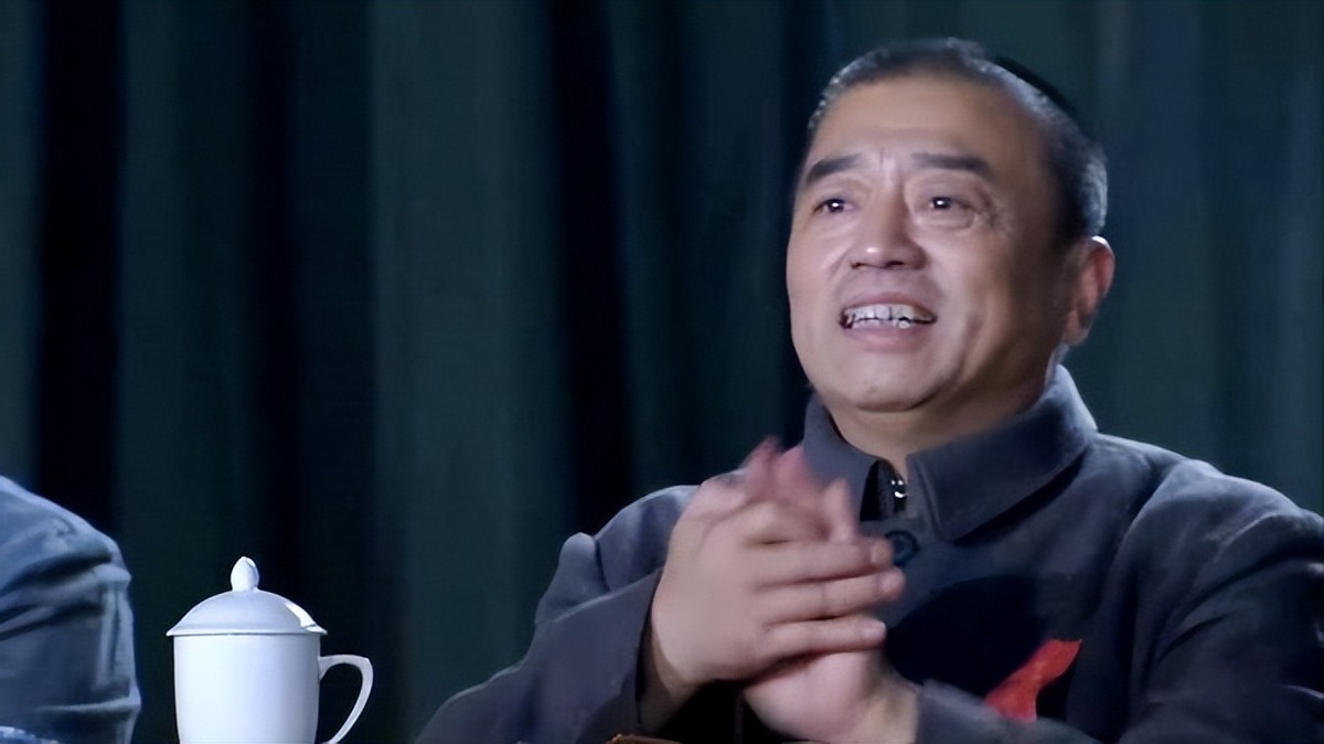 同样是演彭德怀，把董勇、宗利群、丁笑宜放在一起，差别就出来了