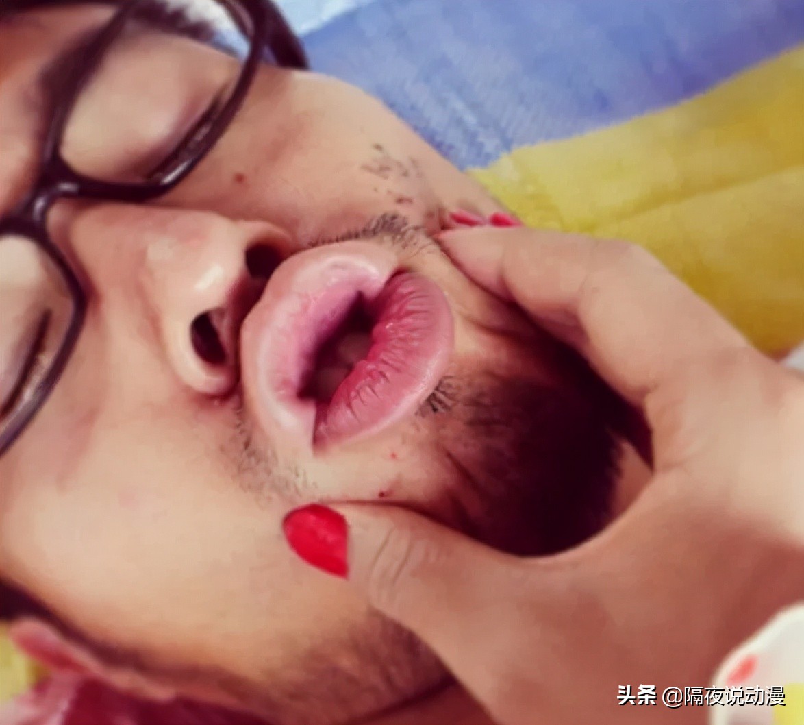 他是“右手女友”的创造者！单身一人，却活出情侣热恋时的幸福感