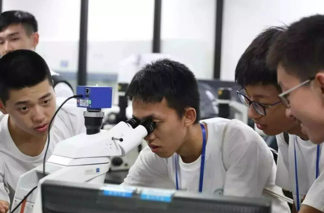 西京学院学费（只要被录取）