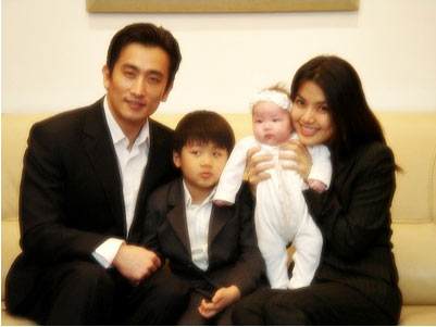 玄彬大婚！初代顶流男星境况几何？有人依旧活跃，有人“消失”