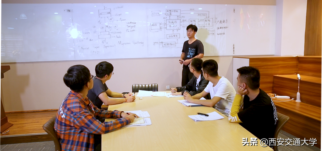 他们捧回金奖，破解5G“卡脖子”难题！