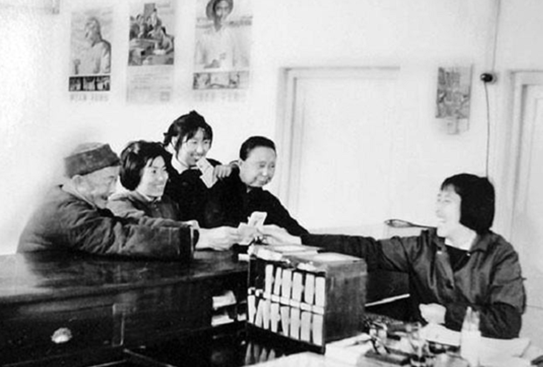 70年代女巨贪：包养7个男人，挥霍上千万公款，最后栽在情人手中