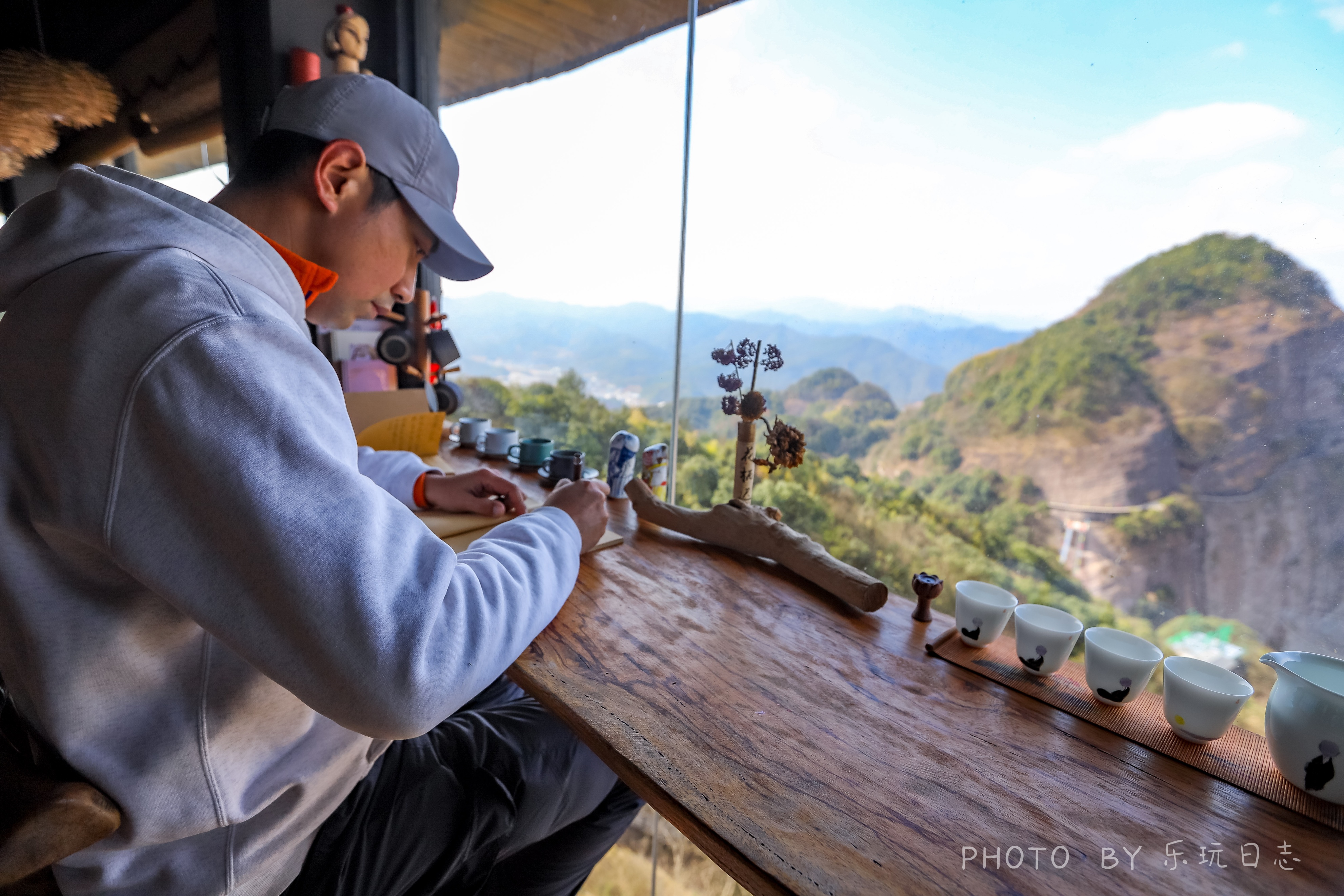 江西广东交界处，藏着一座被忽略的名山，风景不输湖北武当山