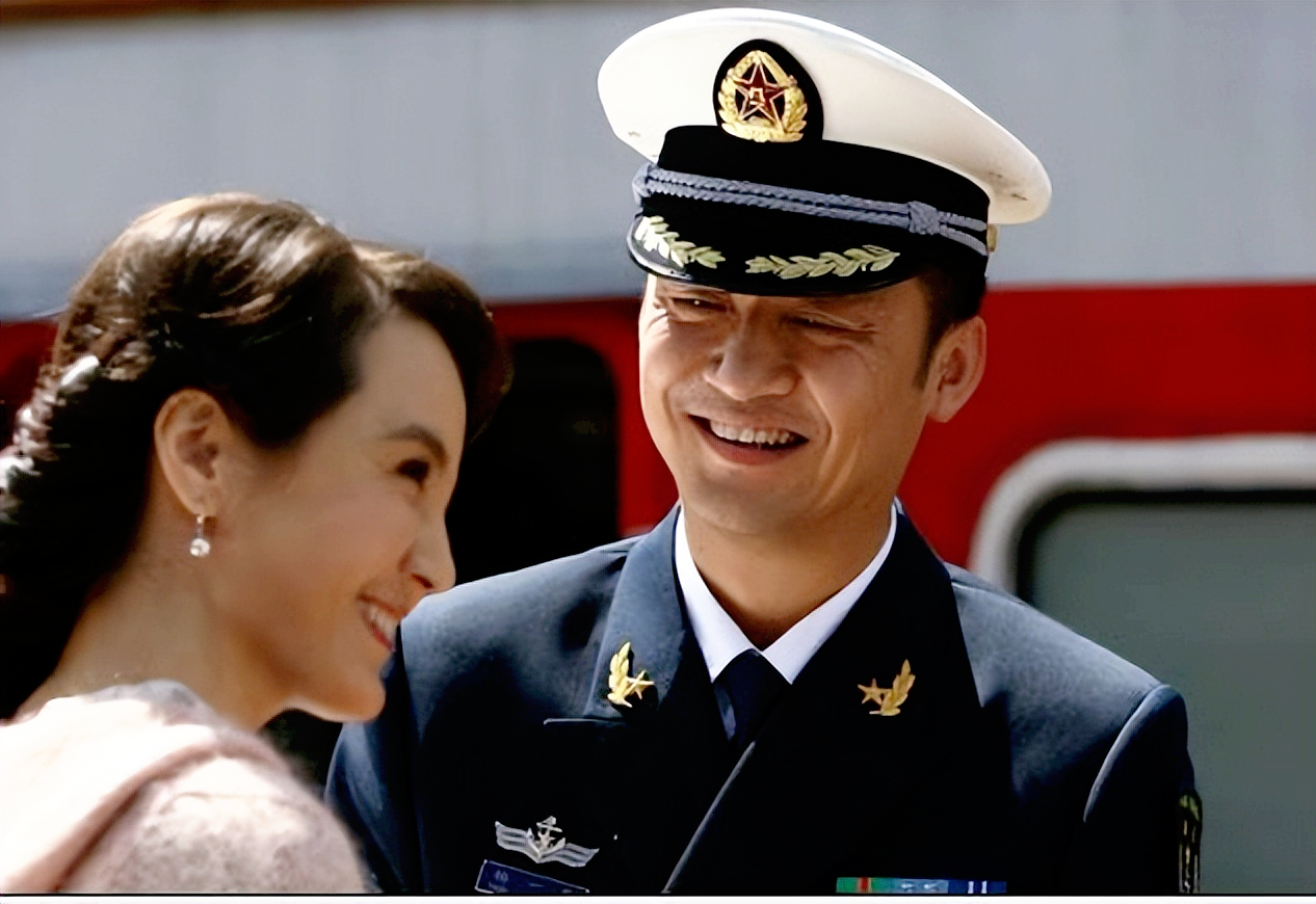 坎坷男星李坤霖：演配角走红，亲情和婚姻都有泪