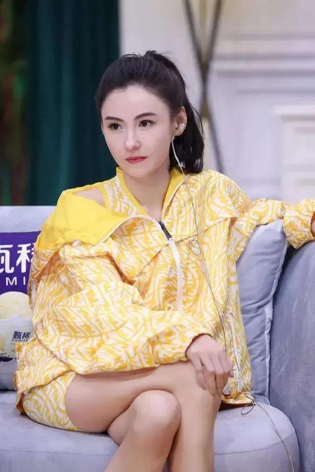 离婚后反而更受欢迎的六位女星，一个比一个有气质，你最喜欢谁？