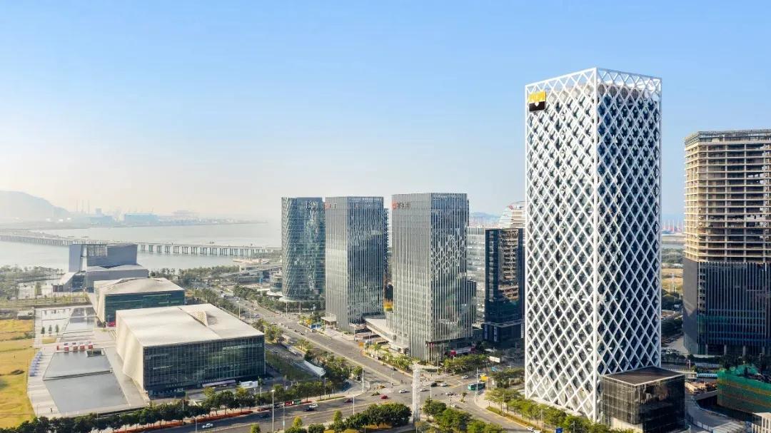 srcb新logo设计:又一家变"黄"的深圳银行