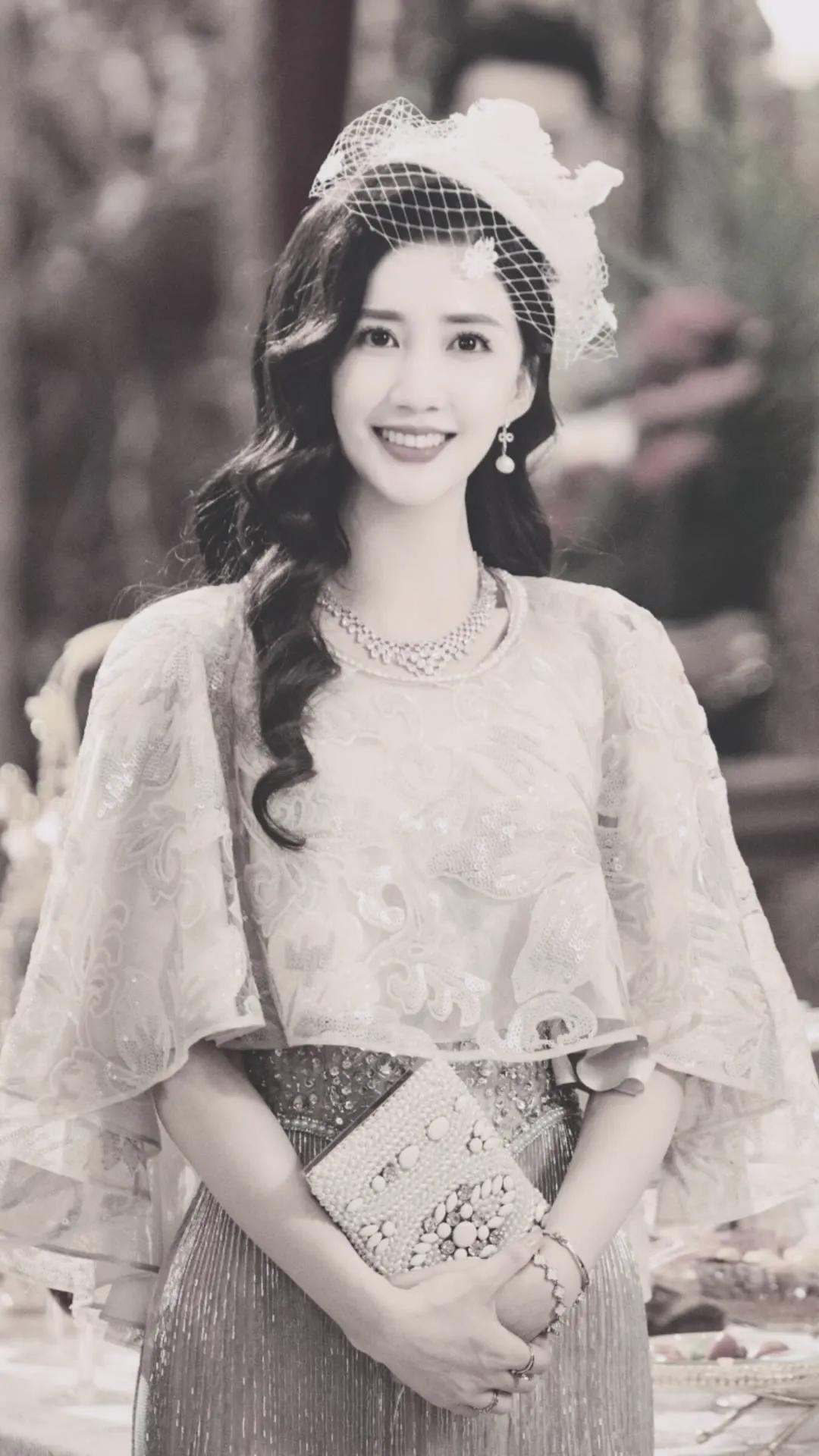 当红明星的民国造型，你更喜欢哪一位呢？