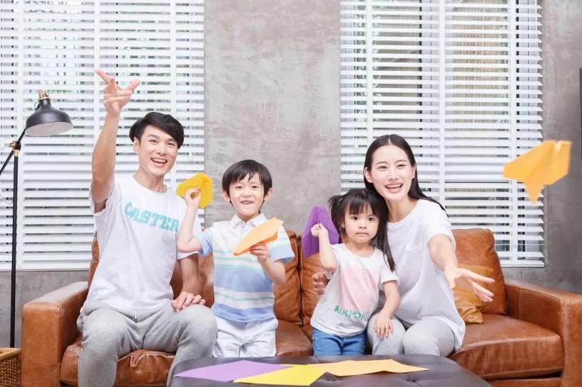 欣赏和赞美伴侣让你们的感情更加甜美，心态积极乐观