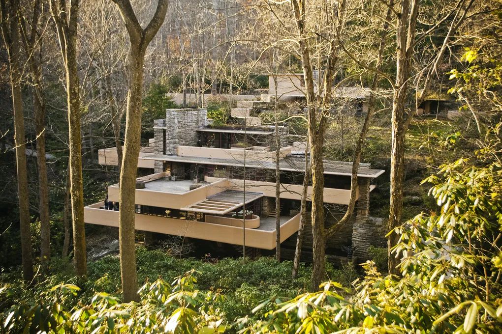 流水别墅(瀑布上长出来的别墅?) - 百科全说