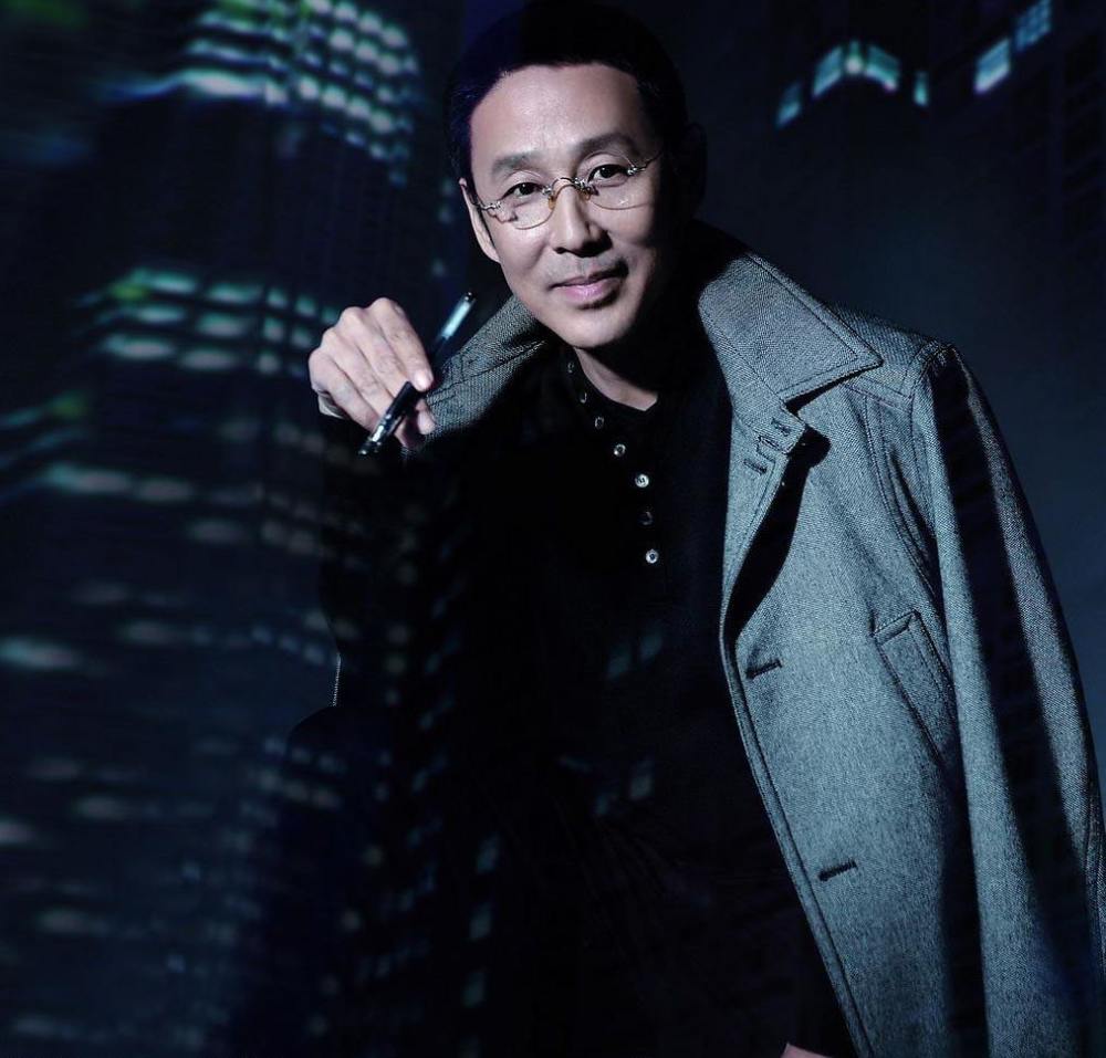 情史干净的6位男星，个个是“妻管严”恩爱多年，牵手就是一辈子
