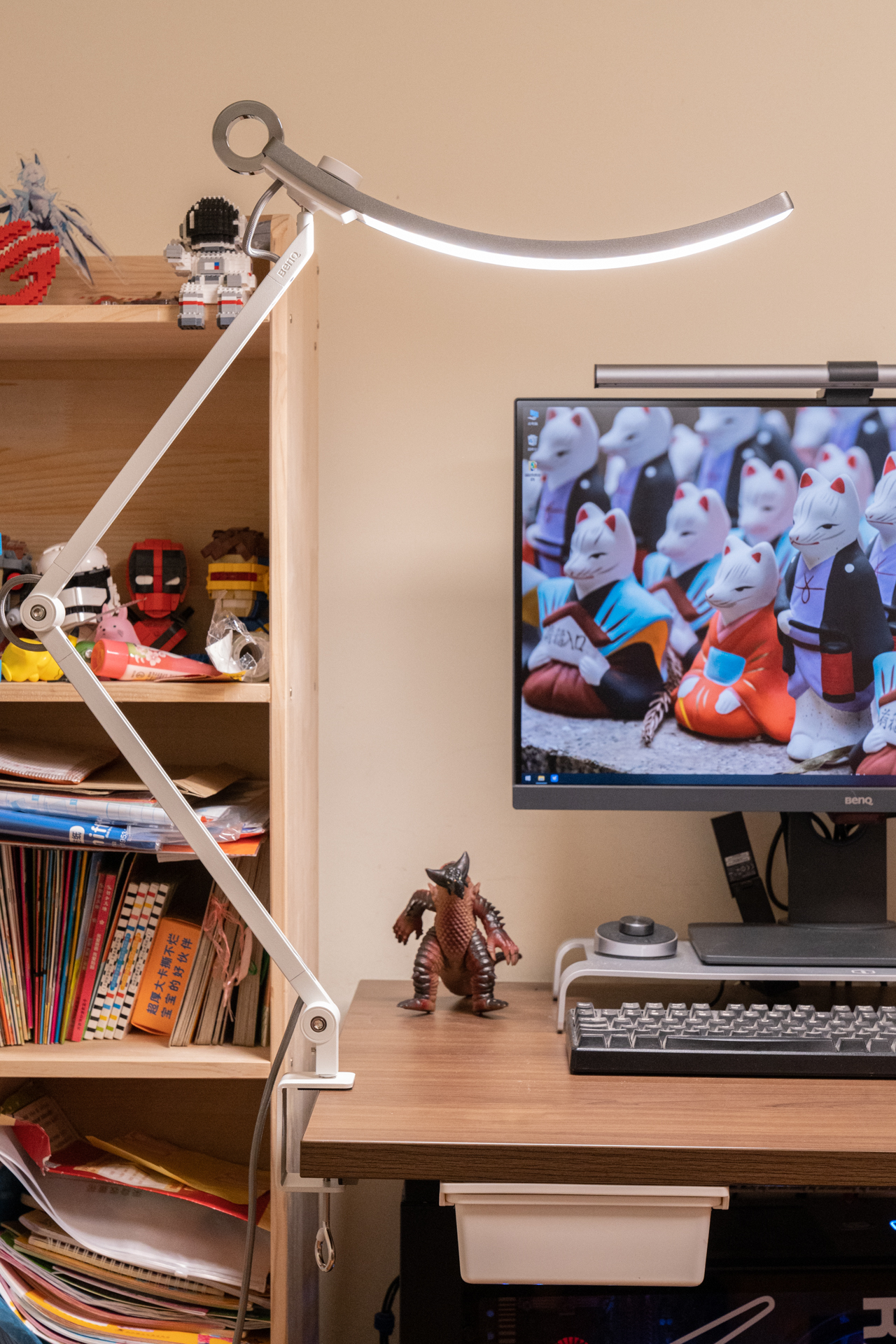 简洁条理，如何布置自己的办公桌面：轻办公好物分享