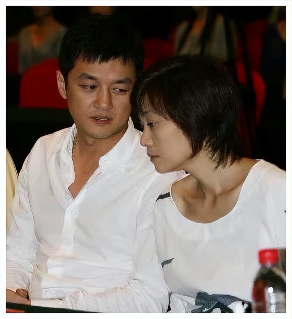 景岗山:因喝酒和发妻离婚,二婚妻子助他走出低谷,如今儿女双全