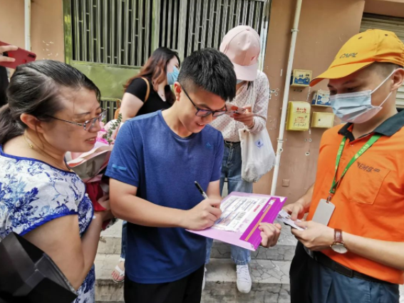 沈阳女生圆了清华梦，所选专业是清华王牌，父母的身份更令人羡慕