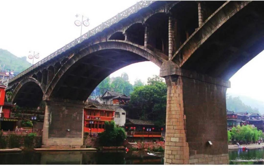 建筑古镇：十大古镇建筑鉴赏