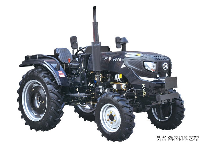 2021銷量補(bǔ)貼第二名：華夏604B拖拉機(jī)，3.5萬(wàn)左右
