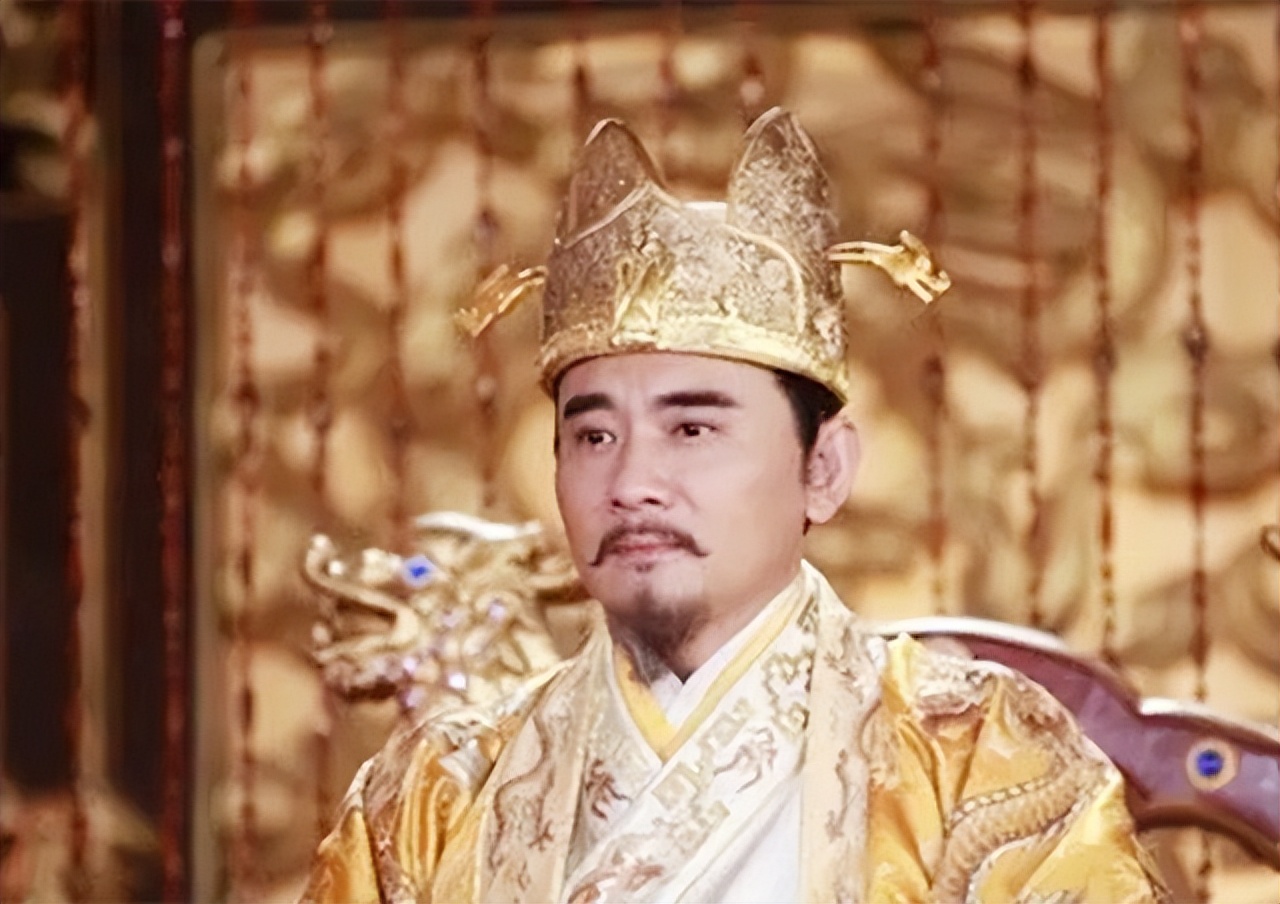 生前最高只担任过三品官的狄仁杰，为什么看起来权力这么大？