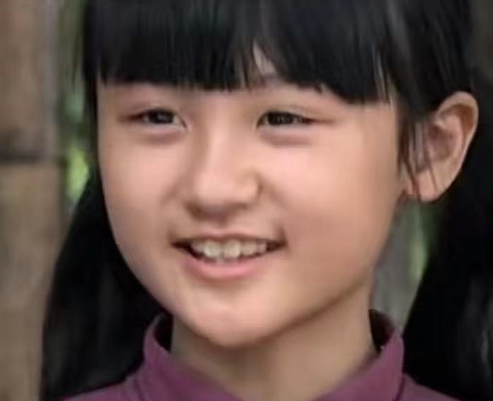 “一张嘴就露馅”的7位童星，缺点被放大，一个比一个亏