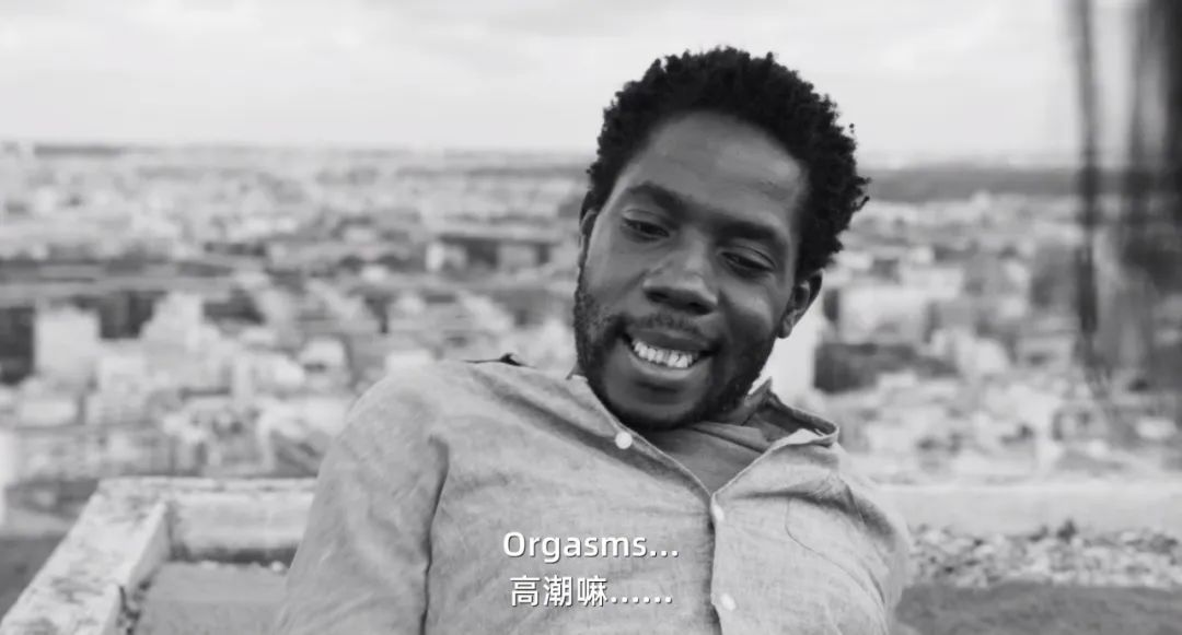 她刚出道，就刷新了华人女星尺度