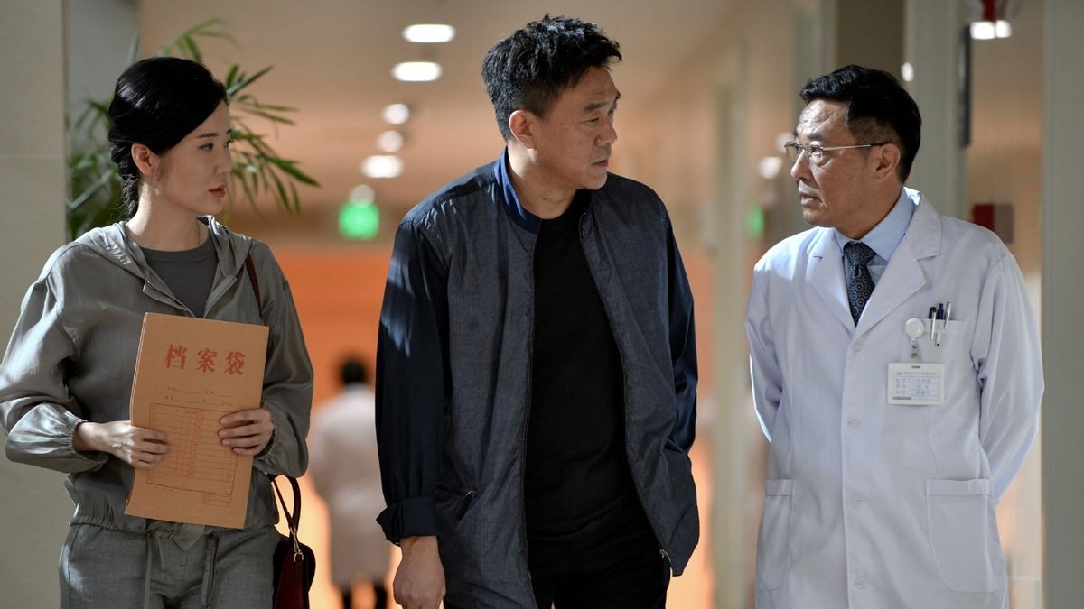 反腐剧《分界线》定档，视帝何冰演刑警，与张国强联手破获案中案