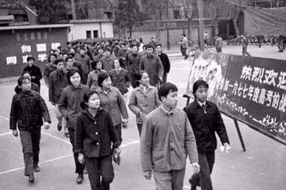 1976年，一名河南男子被冒名顶替上大学，37年后欲索赔115万