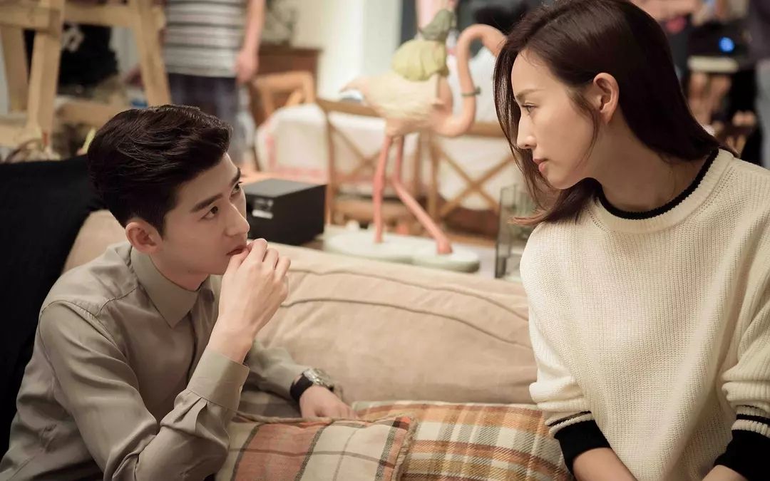 《非你莫属》11年后,跷二郎腿的老板们,有人公司倒闭,有人入狱