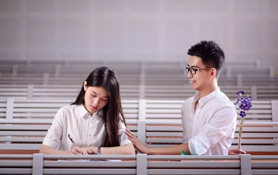 男生要尽量在大学里找对象？原以为是笑话，没想到是至理名言