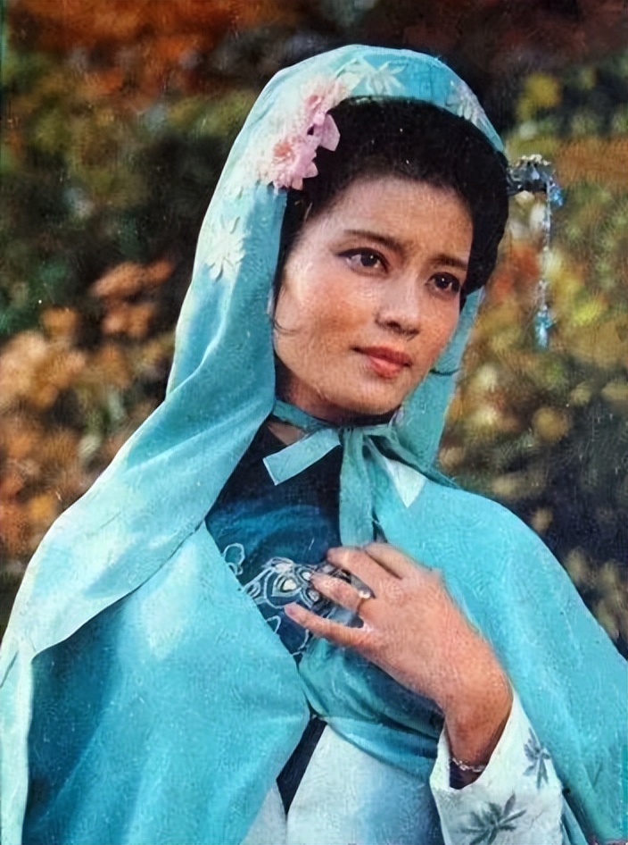 33位老牌簪花美人！林妹妹第一，林芳兵艳绝，你最偏爱谁呢？