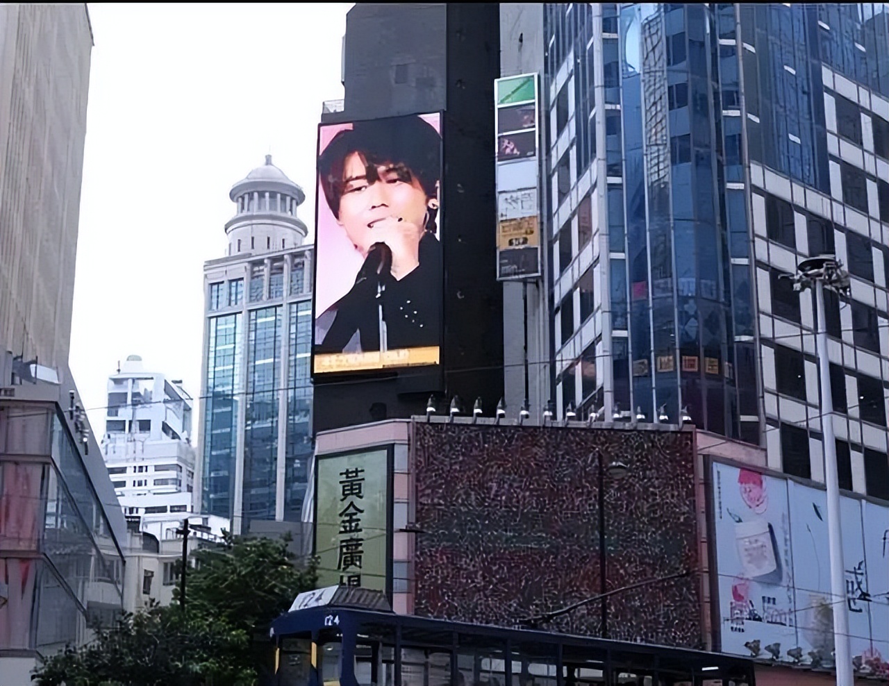 TVB知天命，不问前程