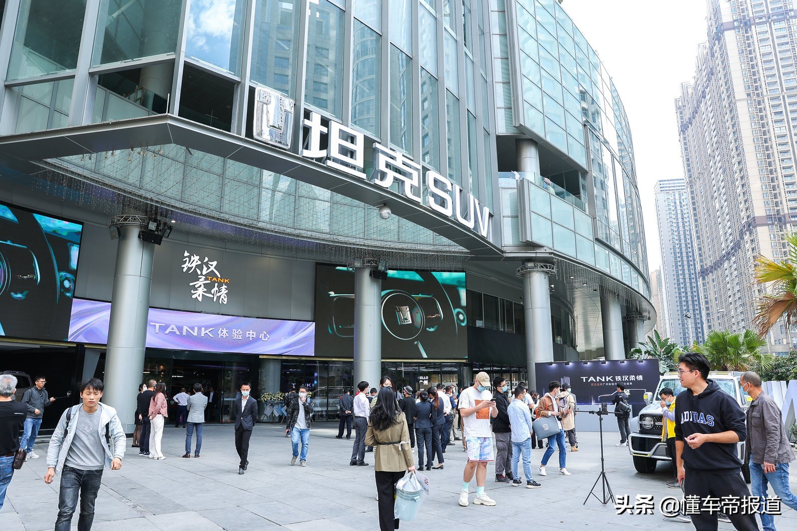 观察｜三问坦克500上市：油耗、价格和交付