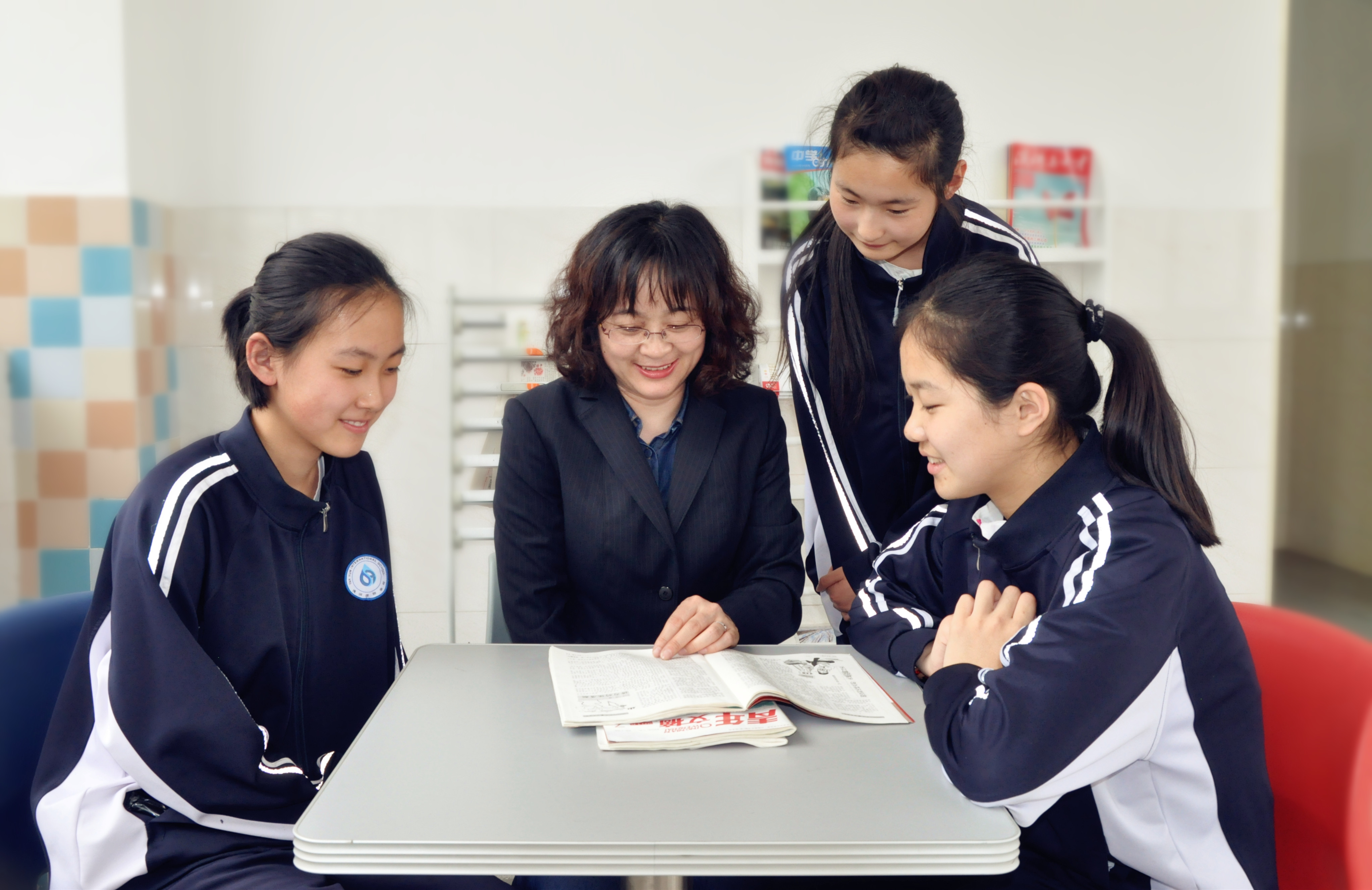 学生们的幸福来了，巩固寒假“双减”成果，严禁学校组织集体补课