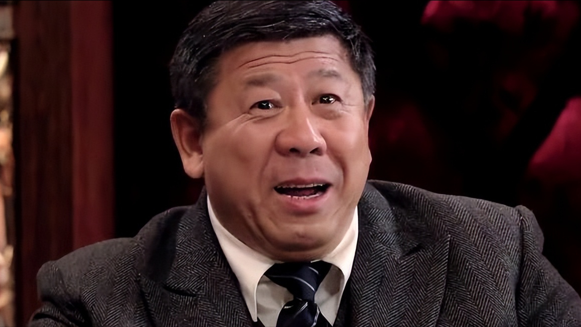 同样演特务头子，《潜伏》吴站长《悬崖》高科长一比，差别出来了