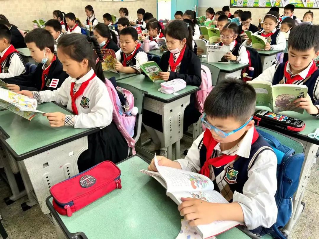书香润泽生命 阅读成就未来｜继续走进双流区棠湖小学书香班级