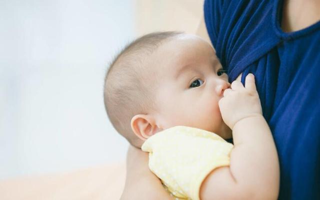 大便是宝宝健康“晴雨表”？这份“宝宝大便进化史”，宝妈可收藏