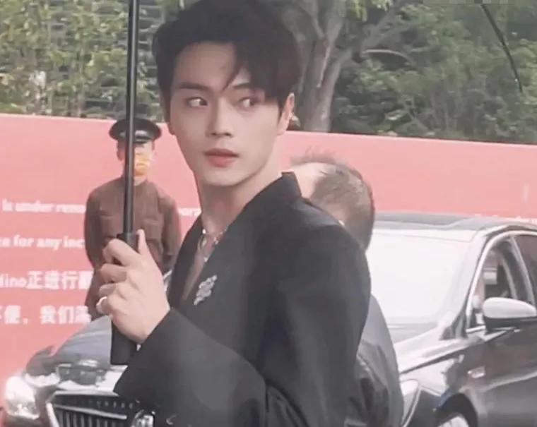 帅出天际的男神