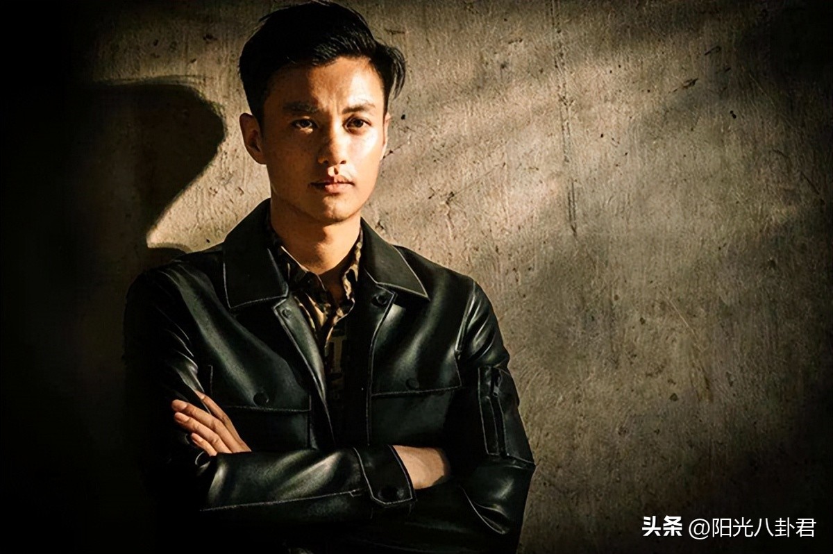 初见时青葱少年，再见时“人间油物”，这6位男星集体把路走窄了